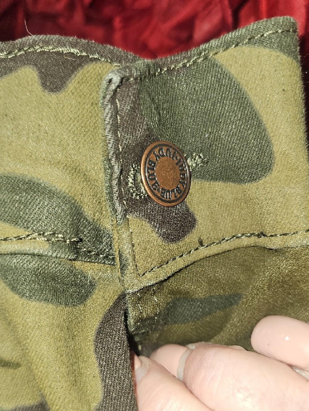 Judy Blue NWOT Olive Green Camo Jean Jacket Size Medium - Picture 8 of 11